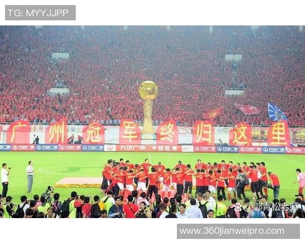 45号足球巨星闪耀赛场引领球队走向辉煌新征程