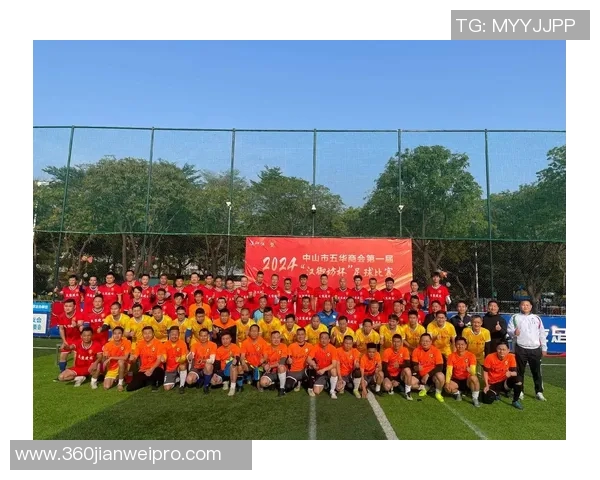 绿茵豪杰追风逐月诗情画意书写璀璨足球人生