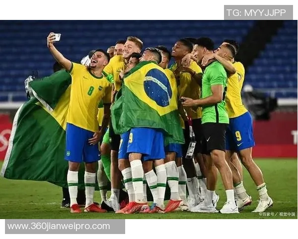 巴西足球巨星带领球队征战绿茵场的辉煌历程与传奇瞬间 巴西足球巨星带领球队征战绿茵场的辉煌历程与传奇瞬间